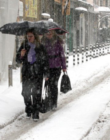 Изпочупени препълниха "Пирогов"