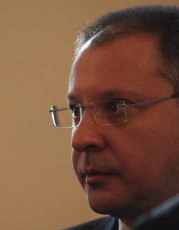 Станишев обвини икономическия спец на ГЕРБ в източване на ДДС