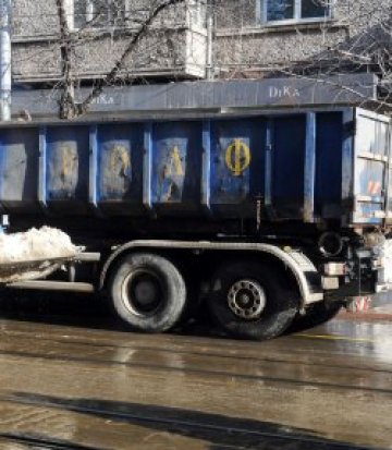 Станишев инспектира чистенето, общинарите го освиркват