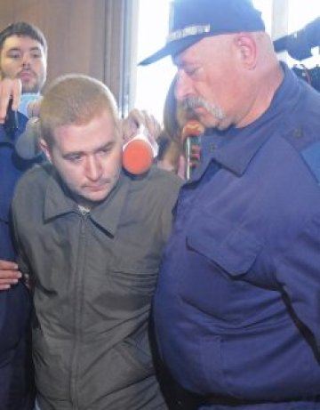 След &quot;Соло&quot; обърканият Илиян станал блондин