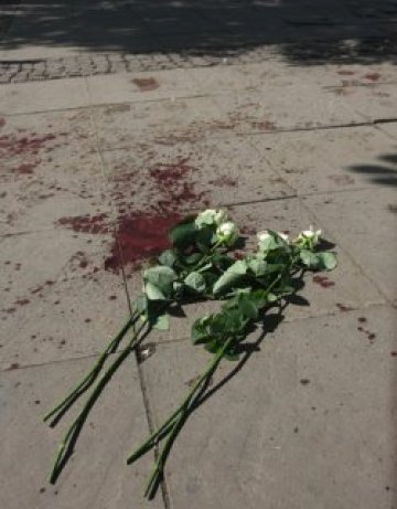 Последно сбогом с Кирил и Васил, убити пред  бар "Соло"