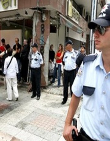 Несполучлив атентат срещу бивш турски министър