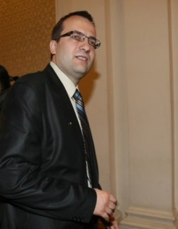 Сините: Война е!