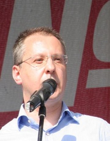 Станишев: Нови месии може да върнат страната към 1997 г.