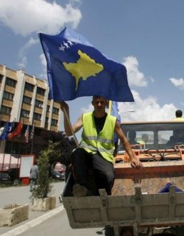 Малцинствата напускат Косово