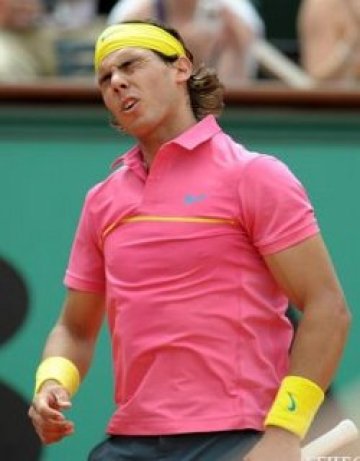 Сьодерлинг детронира &ldquo;Краля на клея&rdquo;