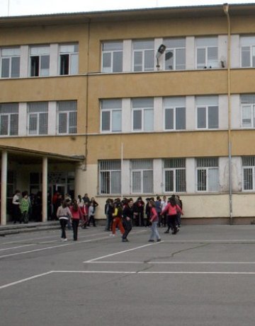 Тийнейджъри се матираха с първак в Кресна