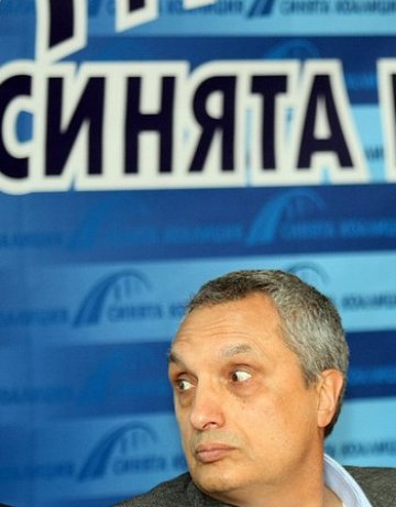 Командира към Калфин: Давам ти 10 бона, само не лъжи!