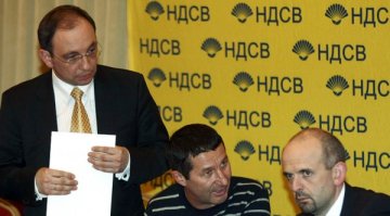 НДСВ – точно в центъра и „удобна“ за всички
