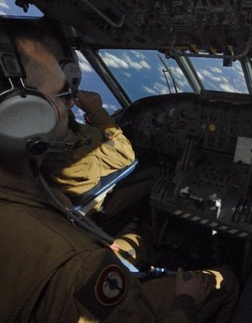 Испански Ербъс А320 пламна в небето, кацна в Испания