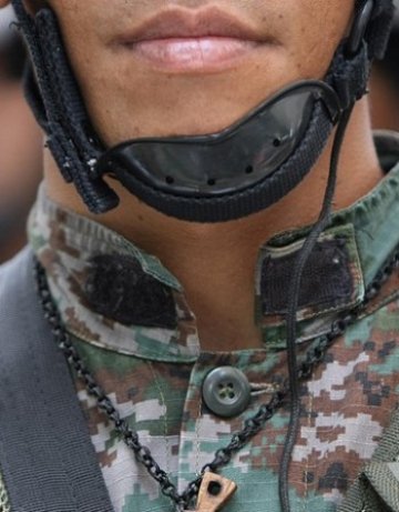 Трима загинали при бомбен атентат на Филипините