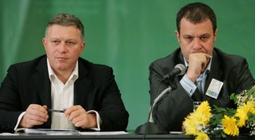 И Кошлуков подаде оставка