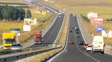 Трима загинаха в катастрофи през денонощието