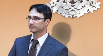 Левицата атакува министър в комисията за борба с корупцията
