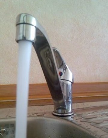 Без топла вода в "Захарна фабрика"