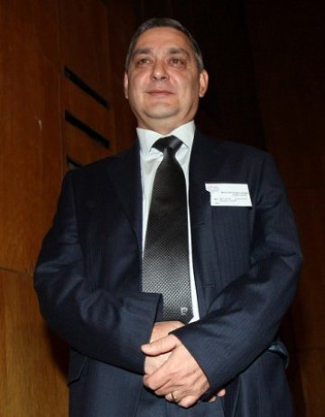 Цветан Райчинов остава председател на БЛС