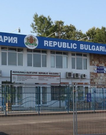 Съкращения и в митниците &ndash; 104-ма души аут