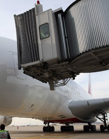 Летището в Мелбърн парализирано след срив в системата