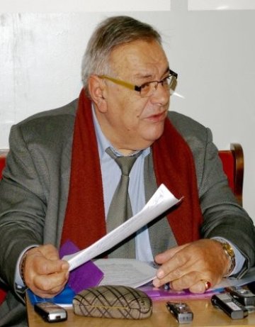 КНСБ иска бонуси за административните служители