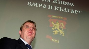 Каракачанов иска Славчо Атанасов да се раздели с БСП