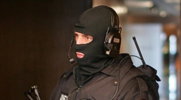 Пак обискират офиси на Дамбовците