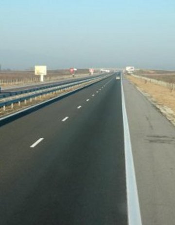 34 автомобила се сблъскаха във верижна катастрофа в Чехия