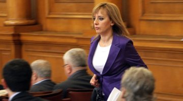 БСП иска защита от политически чистки