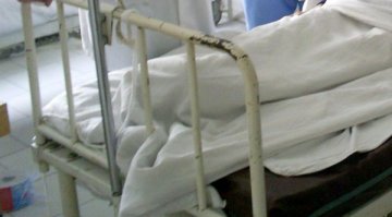 Отстраниха от длъжност лекар, обвинен за нелегални аборти