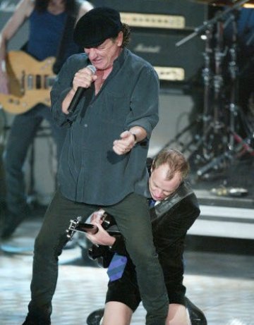 Концертът на АС/DC променя движението в София