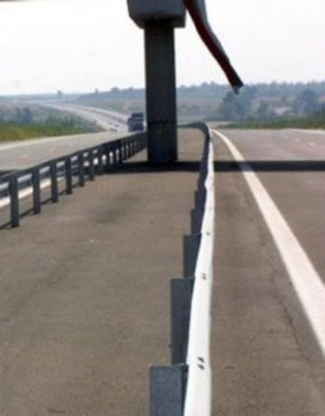 Пътищата в цялата страна са сухи