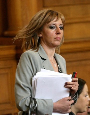 БСП сезира Конституционния съд за отпуските