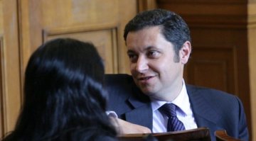 Янев: Прокурори действат като пожарникари на Борисов