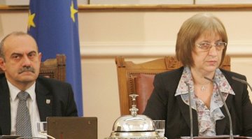 Едно, две, три, да научим депутата да брои