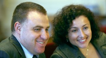 Сините искат главата на Десислава Танева от ГЕРБ