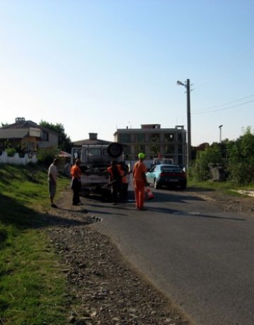 Зов за помощ за ремонт на пътя Царево&ndash;Ахтопол
