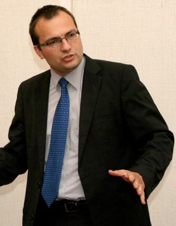  М. Димитров: Добре сложен съм, добър на ръст съм!