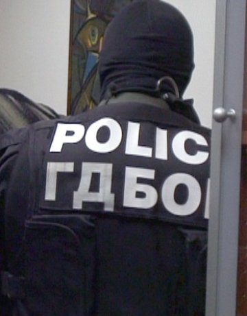 25-годишен отвлече бившата си от дома й