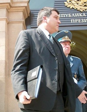България не можа да спечели от войната в Ирак, съжалява Свинаров