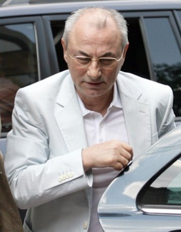 Доган ще трябва да доказва качествата си на хидролог и геолог
