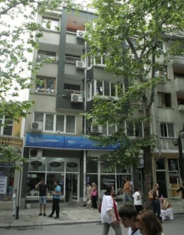 Две BG улици начело по спад на наемите на магазини в света