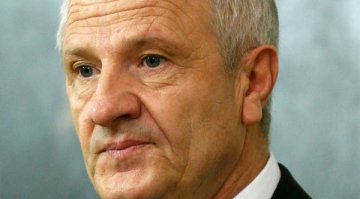 Президентът на Косово Сейдиу подаде оставка