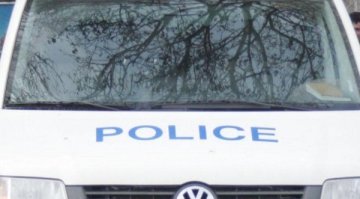 Полицай пострада в схватка с избягал арестант
