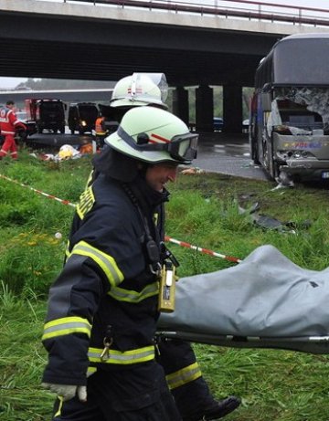 Жестока катастрофа в Полша: 17 загинали