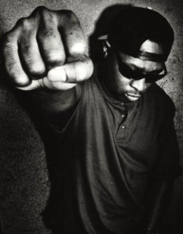 Public Enemy: Революцията продължава в интернет!