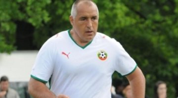 Бойко победи италианците, вкара два гола