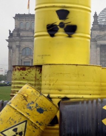 Аварии в две АЕЦ в САЩ