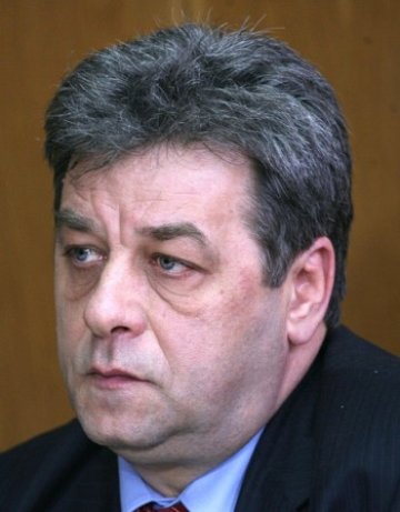 Синът на Македонеца си признал срещу "една пържола"