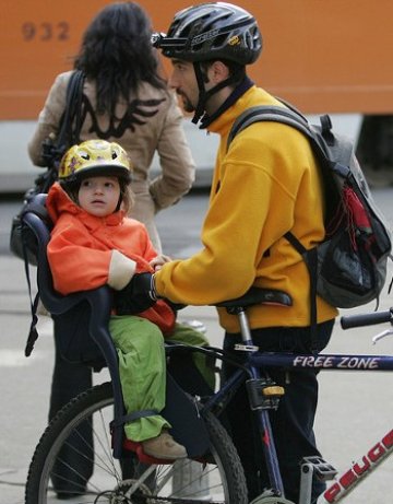 Създадоха въздушна възглавница за велосипедисти