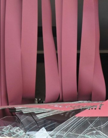 Пиян влетя с фиат в бар на пътя Русе&ndash;Разград