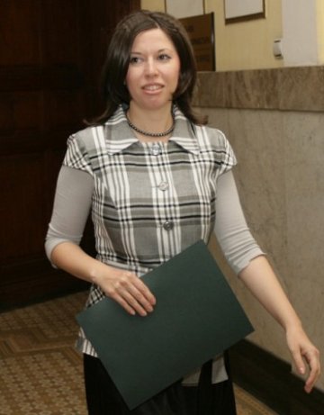 ЕК може да провери управлението на Калина Илиева
